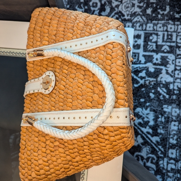 Michael Kors Santorini Raffia Straw Tote - Picture 4 of 4